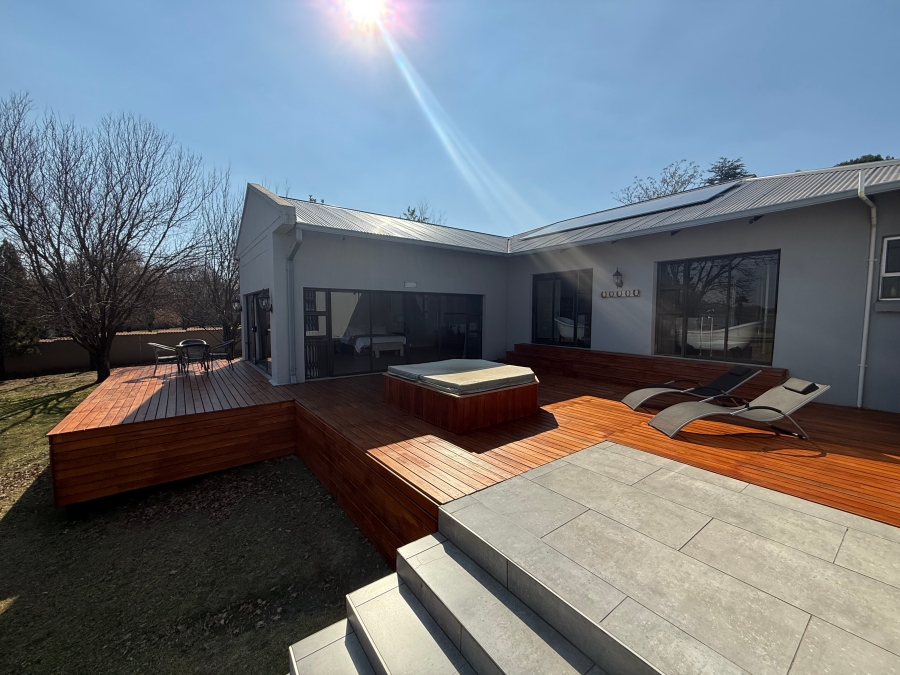 4 Bedroom Property for Sale in Miravaal Gauteng