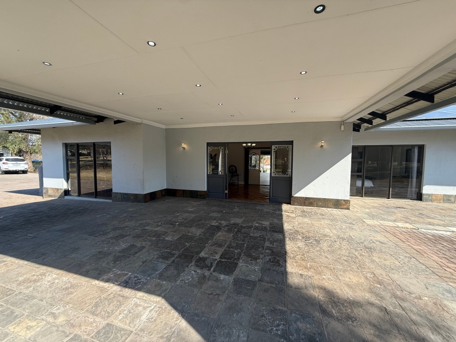 4 Bedroom Property for Sale in Miravaal Gauteng