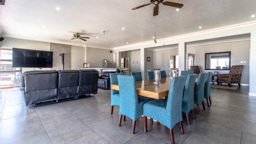 4 Bedroom Property for Sale in Miravaal Gauteng