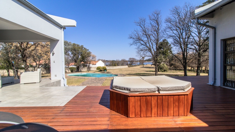 4 Bedroom Property for Sale in Miravaal Gauteng
