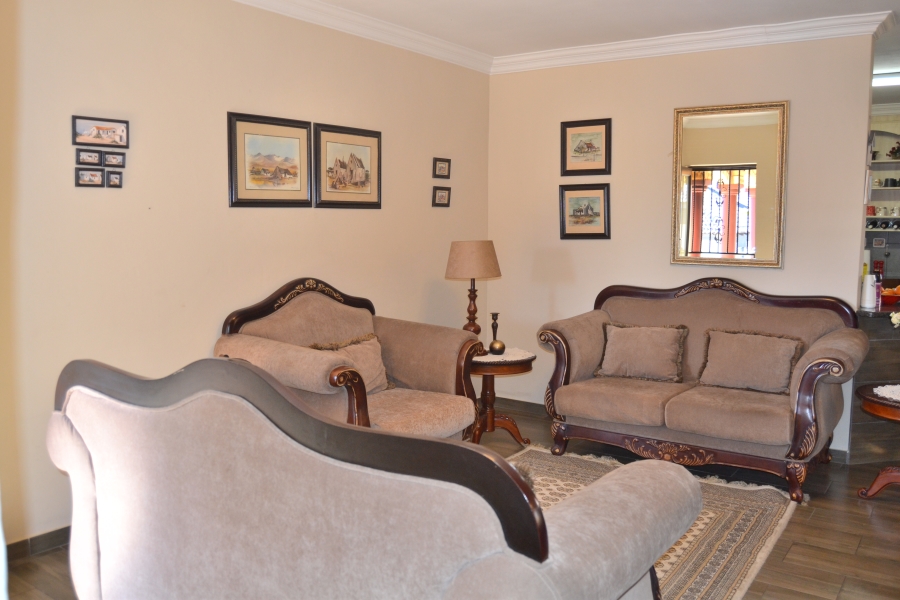 3 Bedroom Property for Sale in Thatchfield Estate Gauteng