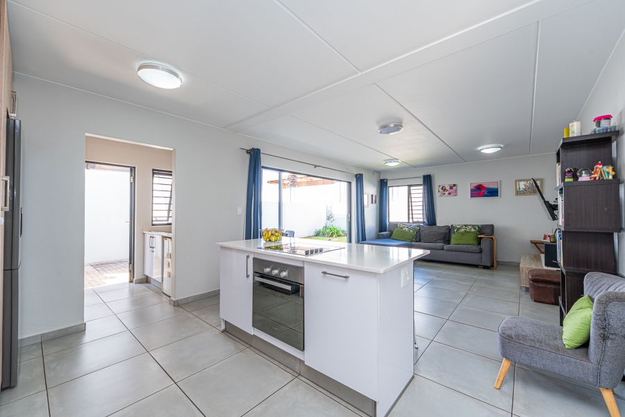3 Bedroom Property for Sale in Little Falls Gauteng
