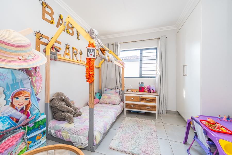 3 Bedroom Property for Sale in Little Falls Gauteng