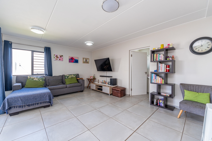 3 Bedroom Property for Sale in Little Falls Gauteng