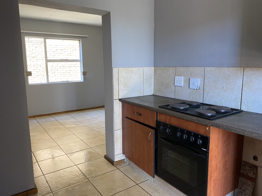 To Let 2 Bedroom Property for Rent in Kempton Park Central Gauteng