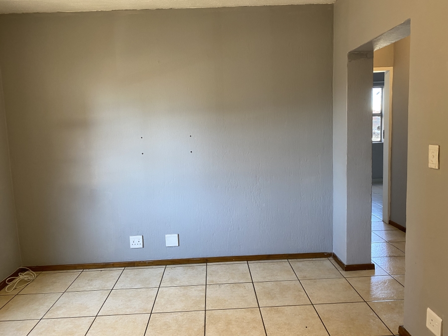 To Let 2 Bedroom Property for Rent in Kempton Park Central Gauteng