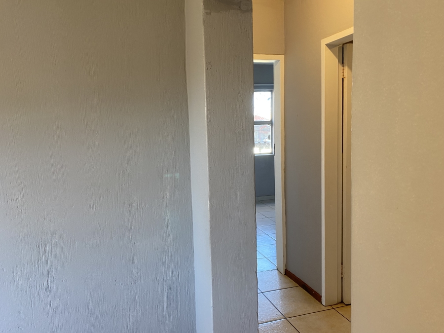 To Let 2 Bedroom Property for Rent in Kempton Park Central Gauteng
