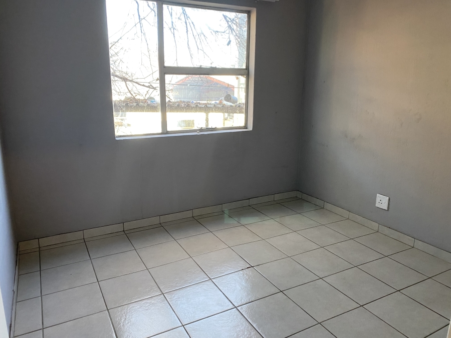 To Let 2 Bedroom Property for Rent in Kempton Park Central Gauteng