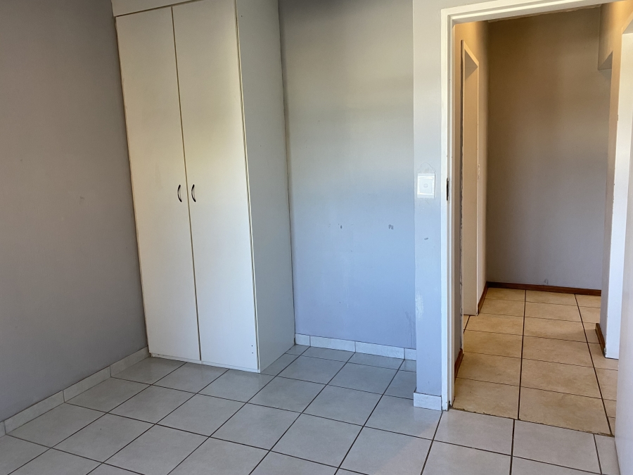 To Let 2 Bedroom Property for Rent in Kempton Park Central Gauteng