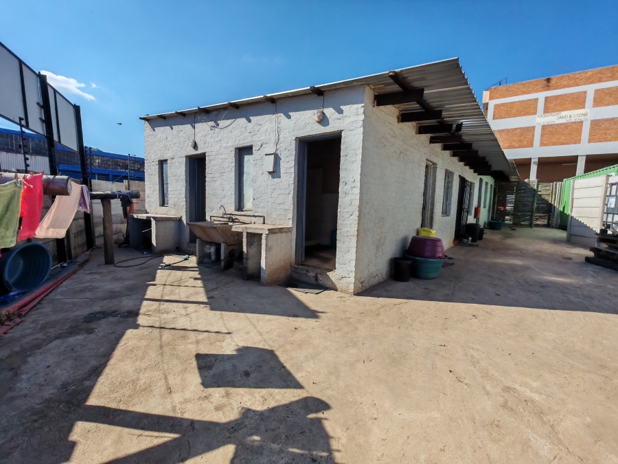 Commercial Property for Sale in Discovery Gauteng