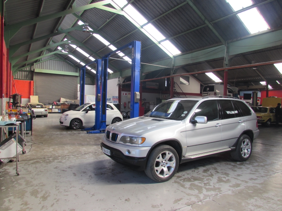Commercial Property for Sale in Sebenza Gauteng