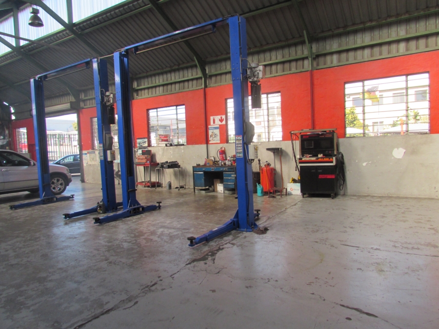 Commercial Property for Sale in Sebenza Gauteng