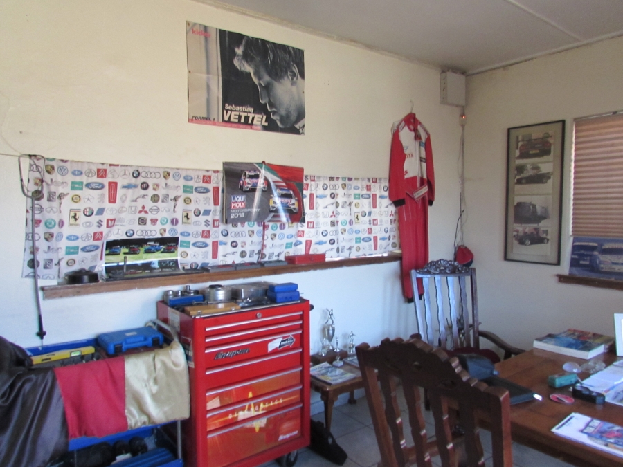 Commercial Property for Sale in Sebenza Gauteng