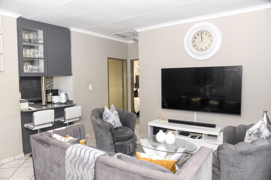 2 Bedroom Property for Sale in Groblerpark Gauteng