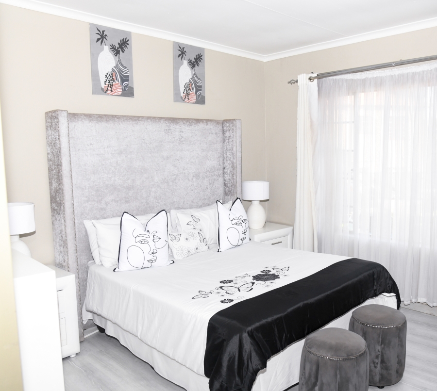 2 Bedroom Property for Sale in Groblerpark Gauteng