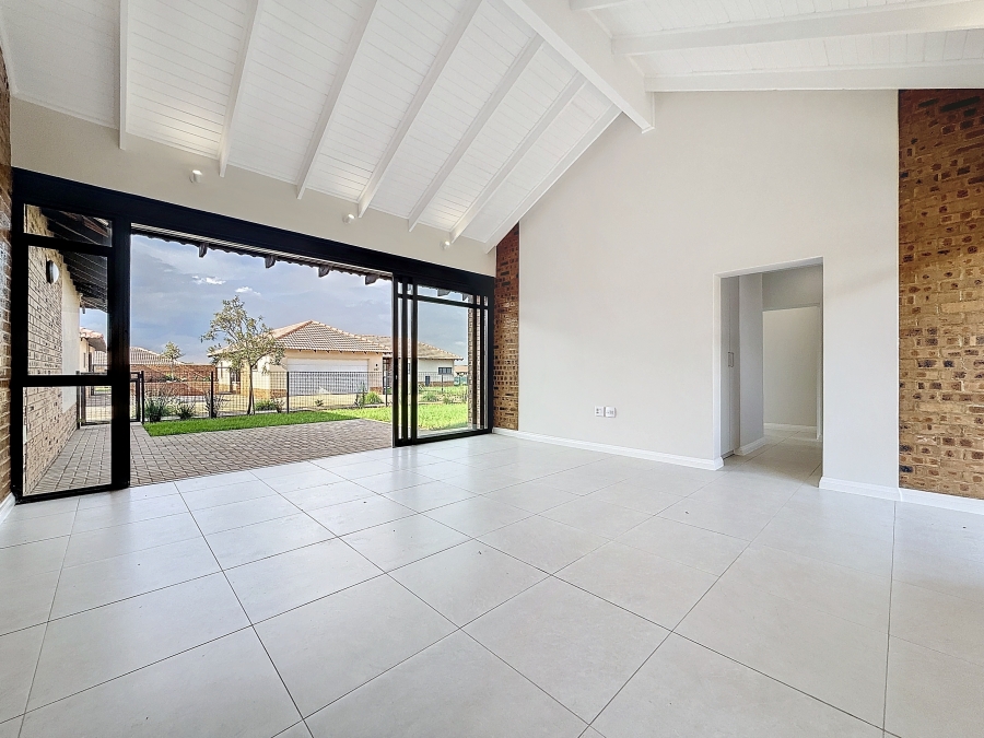 To Let 3 Bedroom Property for Rent in The Retreat Gauteng