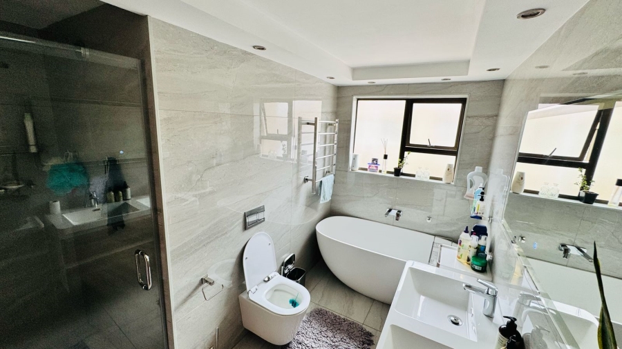 4 Bedroom Property for Sale in Rivonia Gauteng