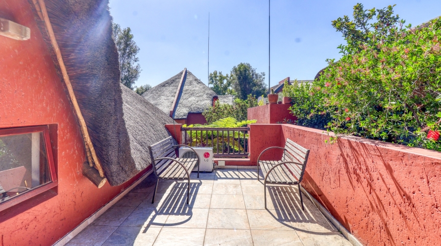 1 Bedroom Property for Sale in Sunninghill Gauteng