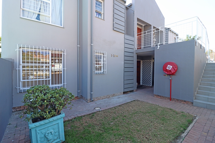 2 Bedroom Property for Sale in Bedford Gardens Gauteng
