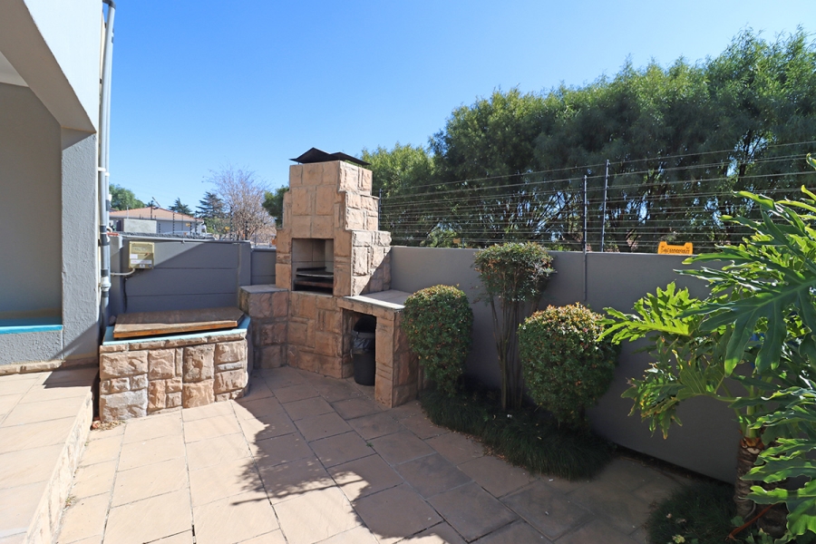 2 Bedroom Property for Sale in Bedford Gardens Gauteng