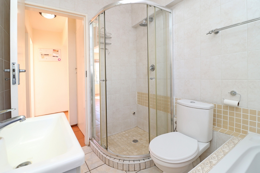 2 Bedroom Property for Sale in Bedford Gardens Gauteng
