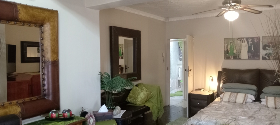 8 Bedroom Property for Sale in Struisbult Gauteng