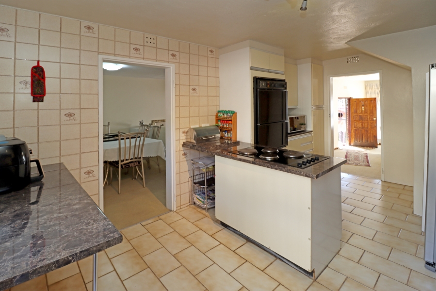 3 Bedroom Property for Sale in Corlett Gardens Gauteng