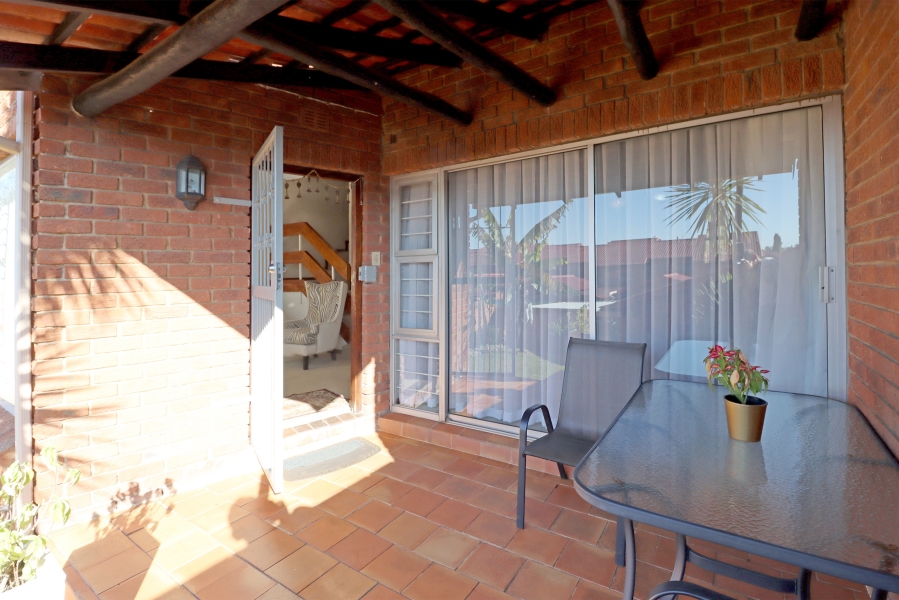 3 Bedroom Property for Sale in Corlett Gardens Gauteng