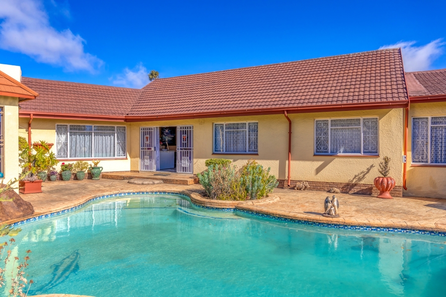 3 Bedroom Property for Sale in Lindhaven Gauteng