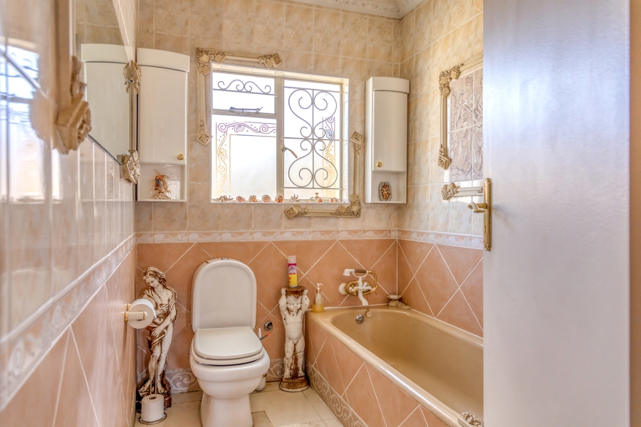 3 Bedroom Property for Sale in Lindhaven Gauteng
