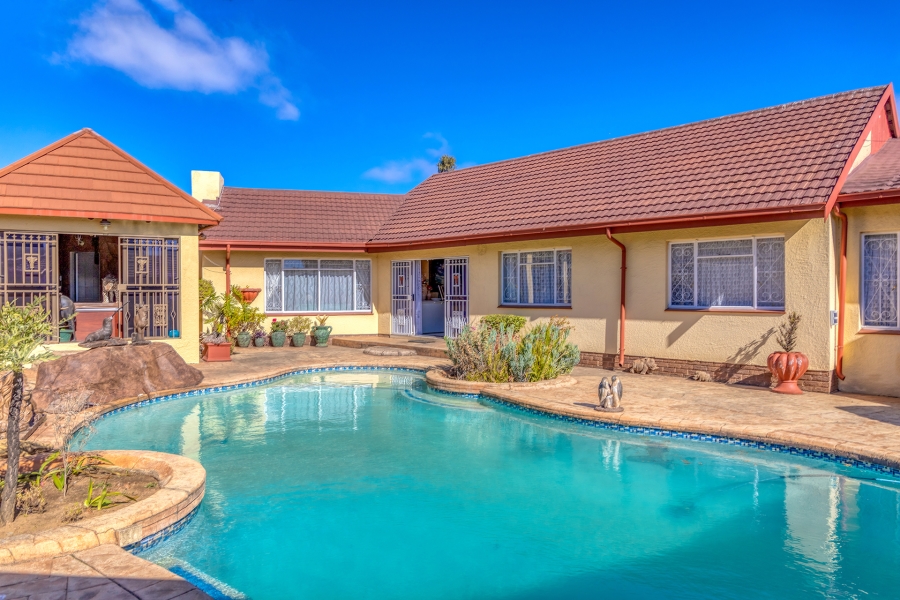 3 Bedroom Property for Sale in Lindhaven Gauteng
