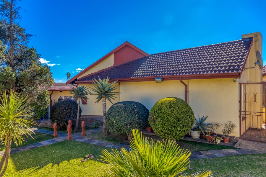 3 Bedroom Property for Sale in Lindhaven Gauteng
