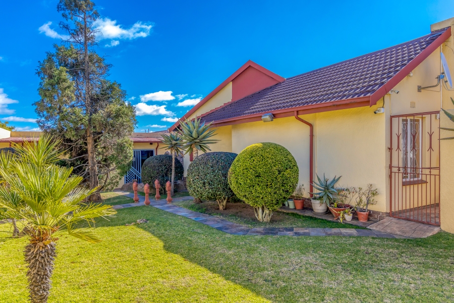 3 Bedroom Property for Sale in Lindhaven Gauteng
