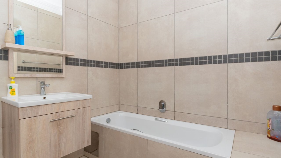 3 Bedroom Property for Sale in Brentwood Park Gauteng