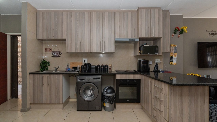 2 Bedroom Property for Sale in Brentwood Park Gauteng