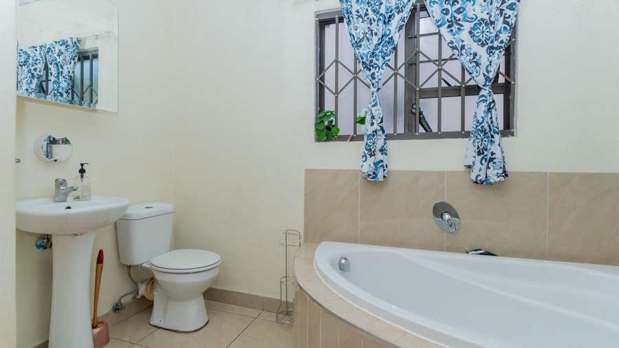 2 Bedroom Property for Sale in Brentwood Park Gauteng