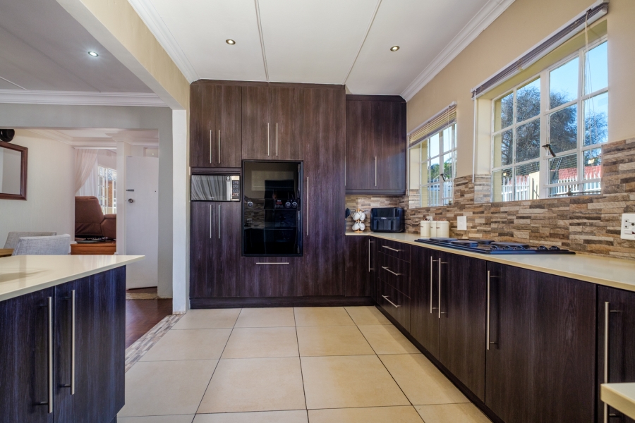 4 Bedroom Property for Sale in Bergbron Gauteng