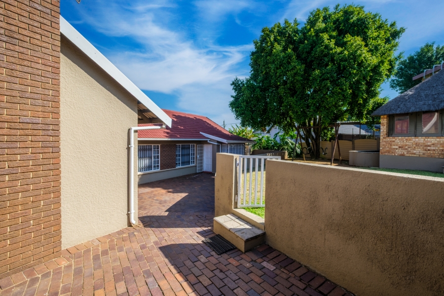 4 Bedroom Property for Sale in Bergbron Gauteng