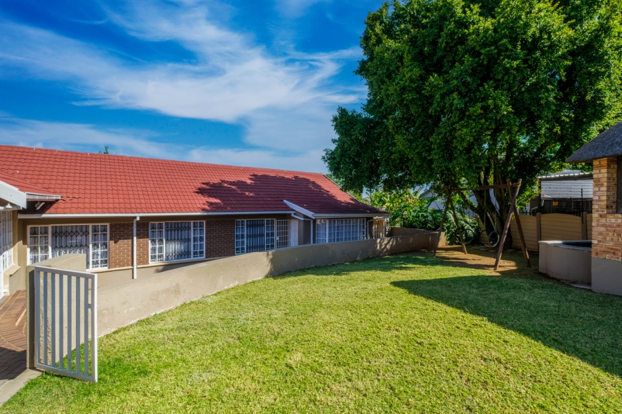 4 Bedroom Property for Sale in Bergbron Gauteng