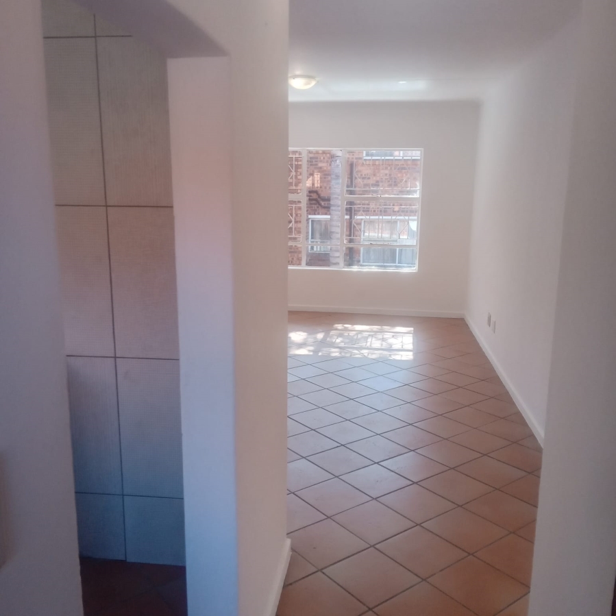 2 Bedroom Property for Sale in Vorna Valley Gauteng
