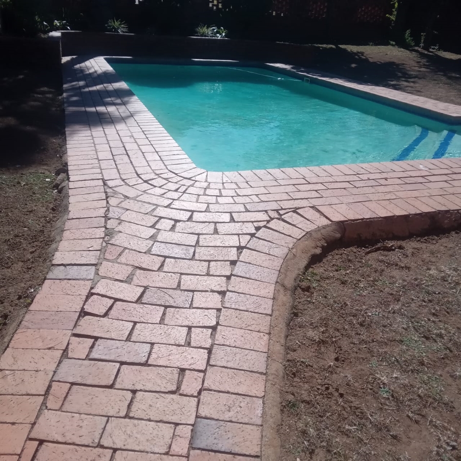 2 Bedroom Property for Sale in Vorna Valley Gauteng