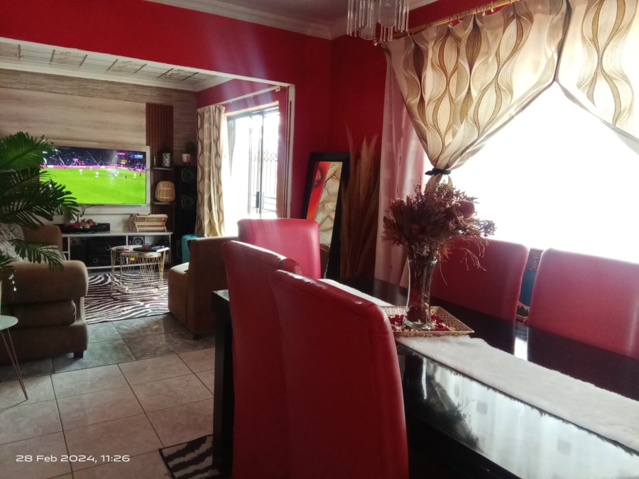 3 Bedroom Property for Sale in Ratanda Gauteng