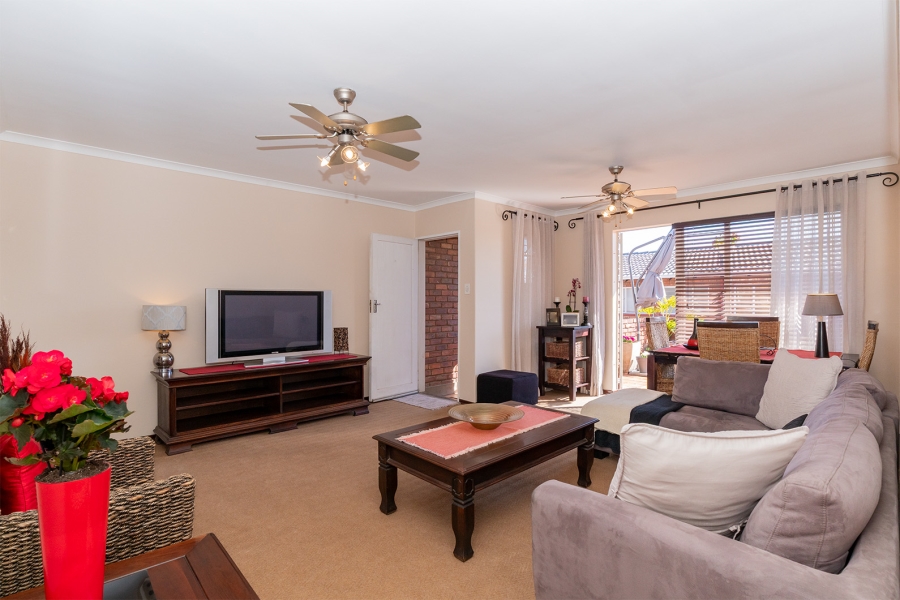 1 Bedroom Property for Sale in Freeway Park Gauteng