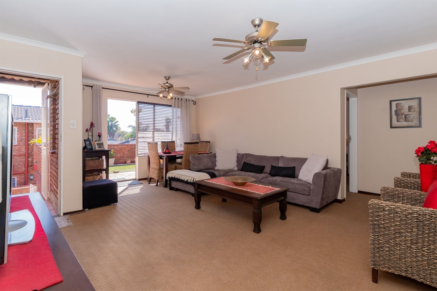 1 Bedroom Property for Sale in Freeway Park Gauteng