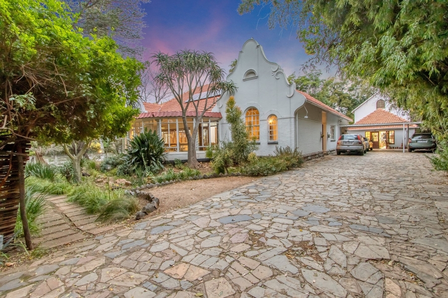 3 Bedroom Property for Sale in Greenside Gauteng