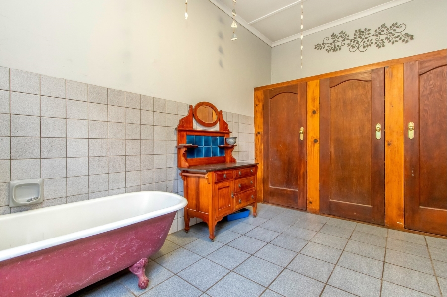 3 Bedroom Property for Sale in Greenside Gauteng