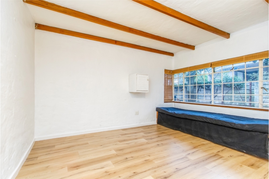 3 Bedroom Property for Sale in Greenside Gauteng