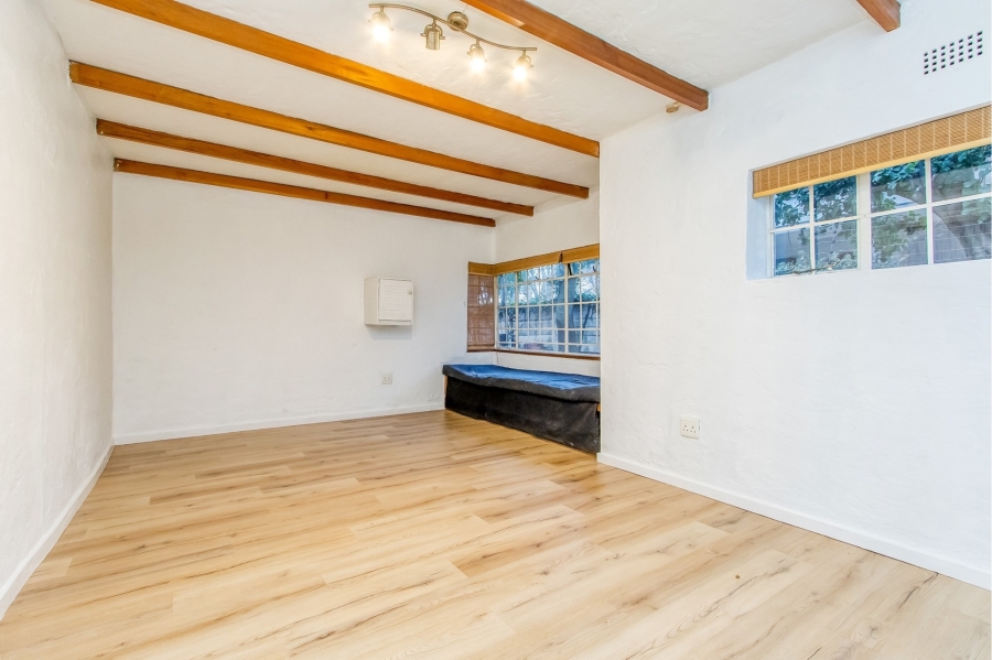 3 Bedroom Property for Sale in Greenside Gauteng