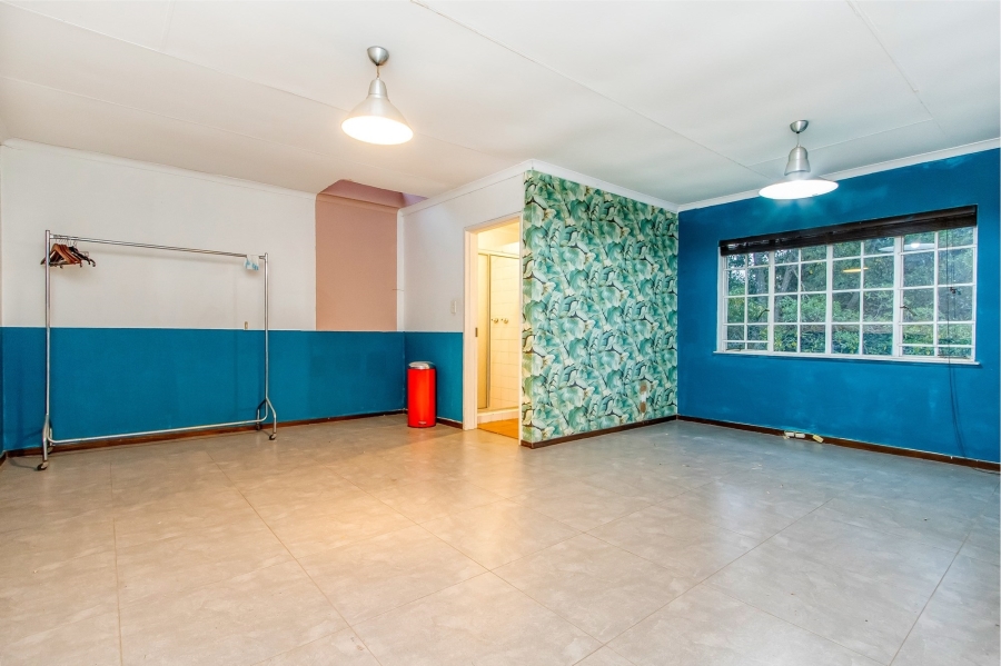 3 Bedroom Property for Sale in Greenside Gauteng