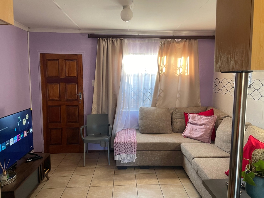 2 Bedroom Property for Sale in Zandspruit Gauteng